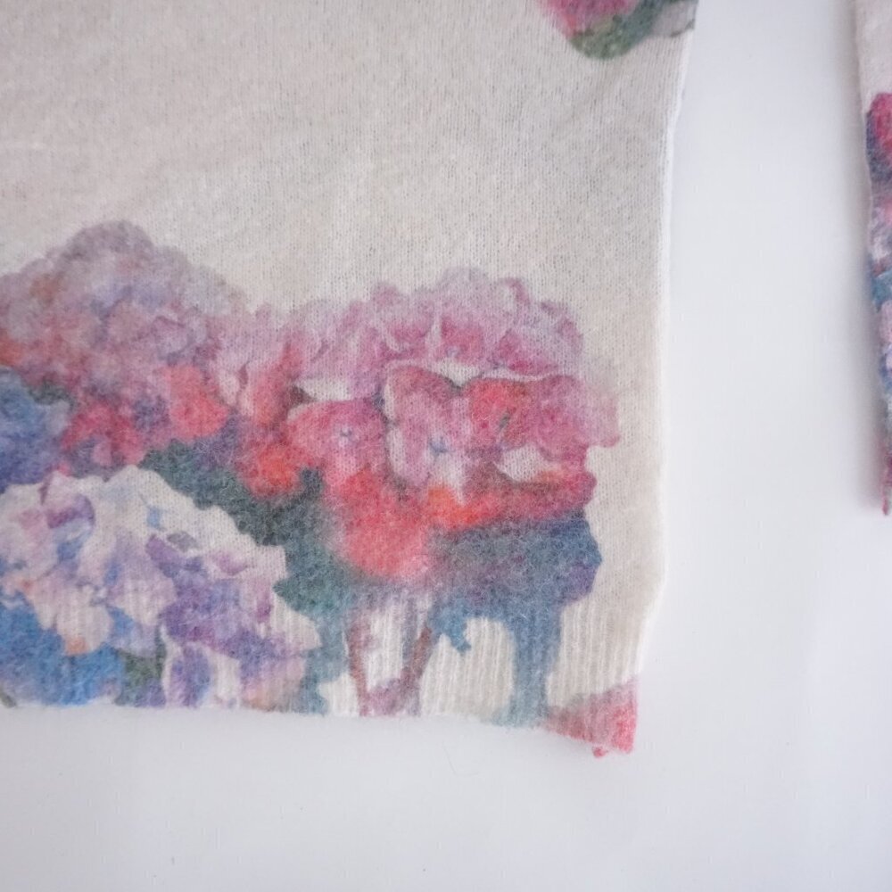 Bianco & Blu Watercolor Cream Pink Floral Mohair Romantic Cottagecore Sweater M - Picture 6 of 10